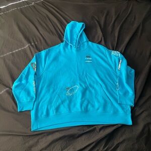 Nike pullover hoodie sweatshirt light blue